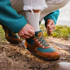 Women Danner Women's Jag II 4.5