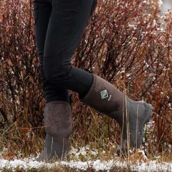 Muck Women's Wetland Waterproof Work Boot -- WMT998K