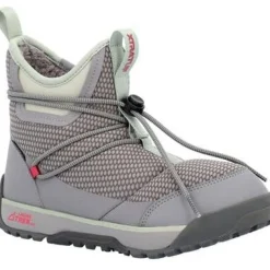 Xtratuf Women's Nylon Ice 6" WP 200G Ankle Deck Boot -- AIWN100